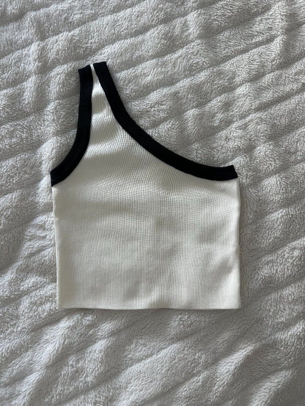 Bershka knitted one shoulder crop top size medium